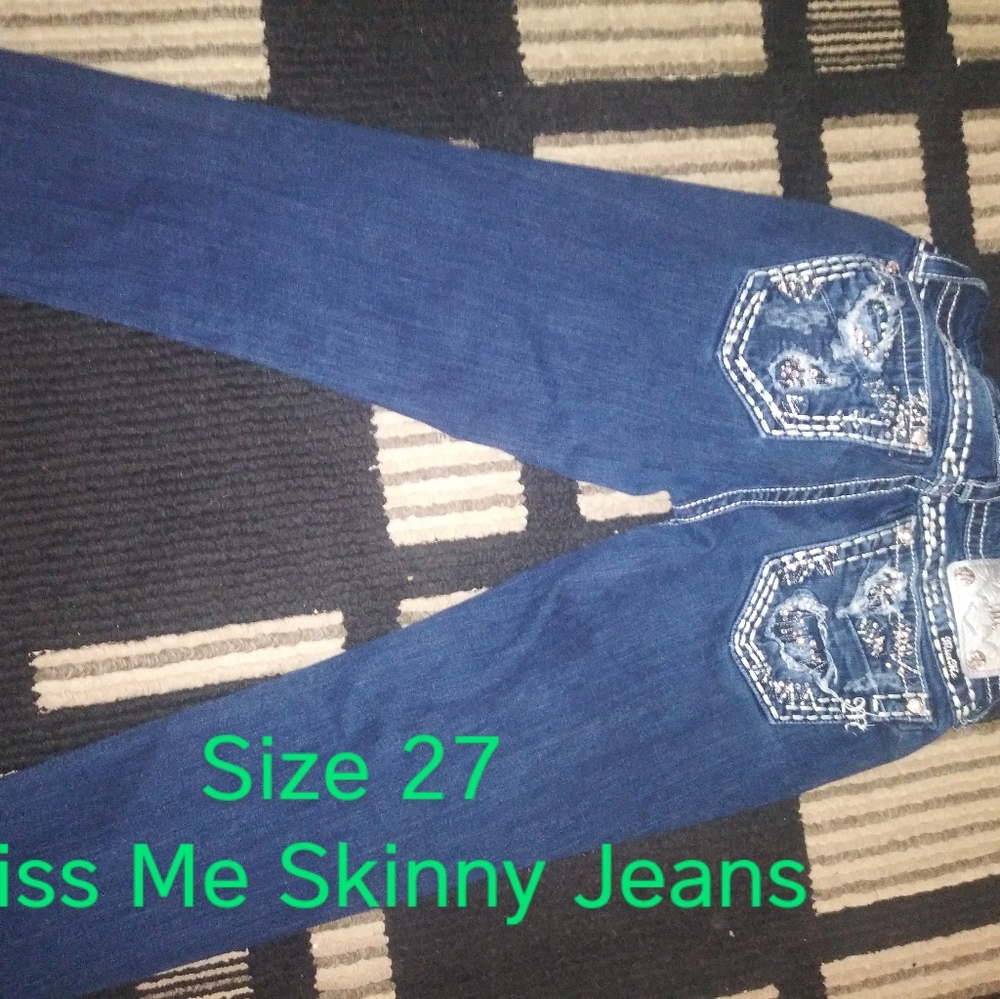 Buckle Miss Me Skinny Jeans
